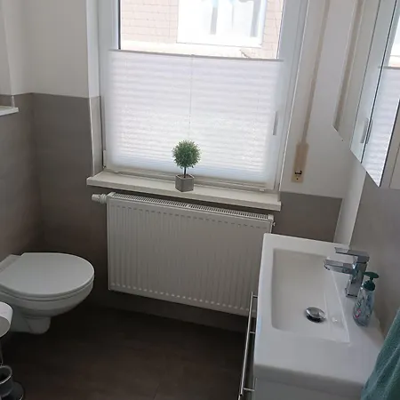 Harz Valley -mit Fernblick In Den Harz.